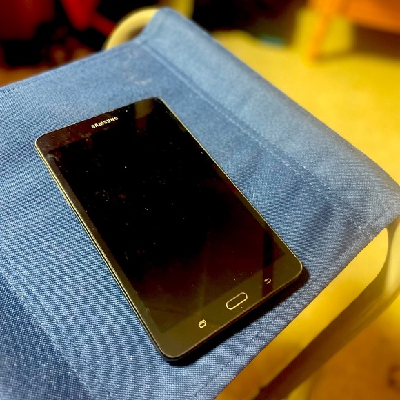 Samsung tablet galaxy tab A - Picture 1 of 3